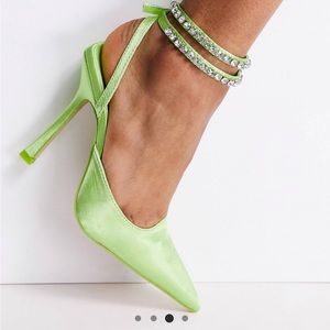 Green heels public desire